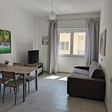 Casa Trezza Apartment ลาตินา ภายนอก รูปภาพ