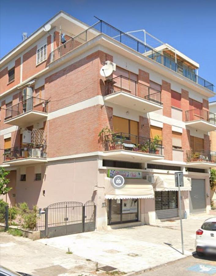 Casa Trezza Apartment ลาตินา ภายนอก รูปภาพ
