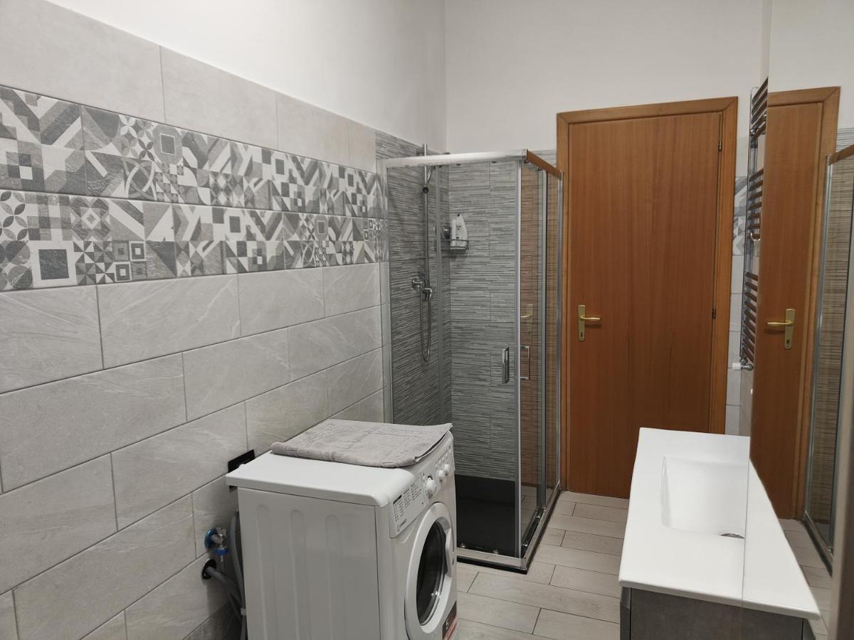 Casa Trezza Apartment ลาตินา ภายนอก รูปภาพ